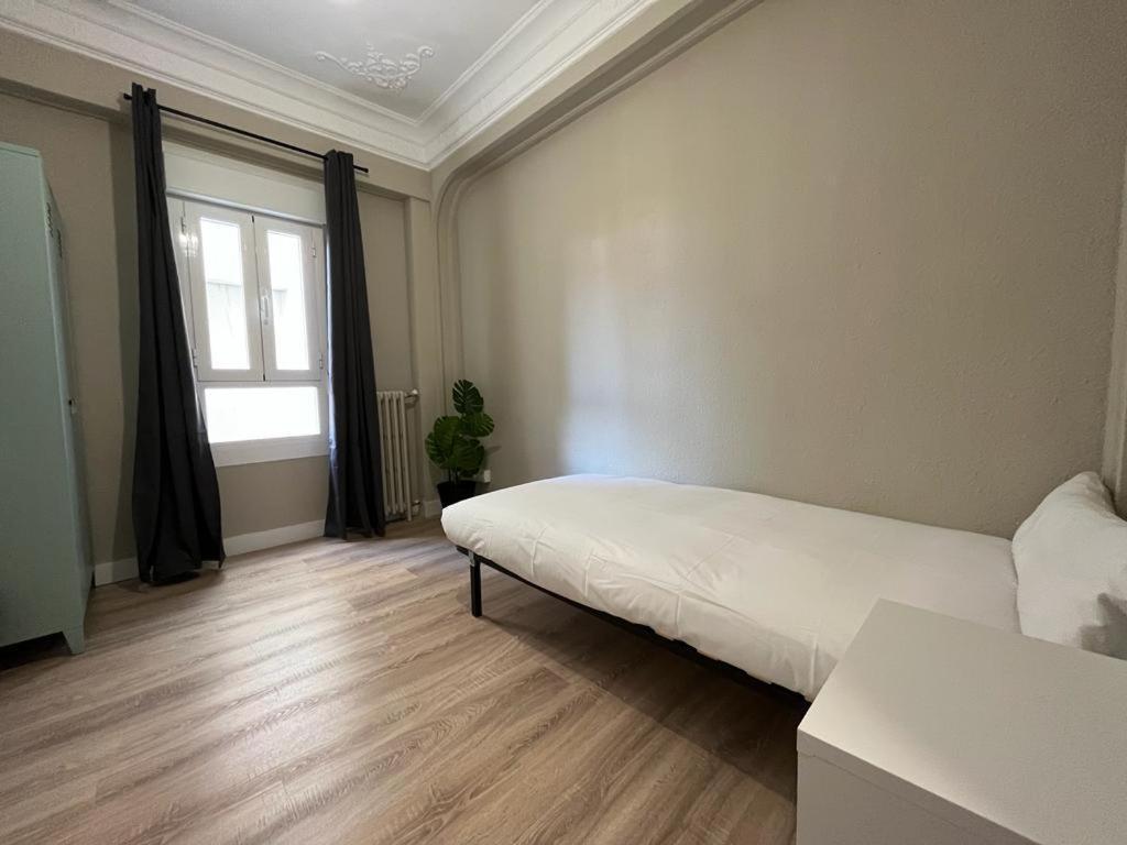 Vtz El Balcon De Conde De Aranda III Lägenhet Zaragoza Exteriör bild
